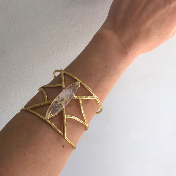 ⭐️ Semi Precious Gold & Clear Quartz Crystal Cuff Bracelet Bangle - Picture 3 of 8